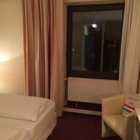 Waldkur Hotel 3*
